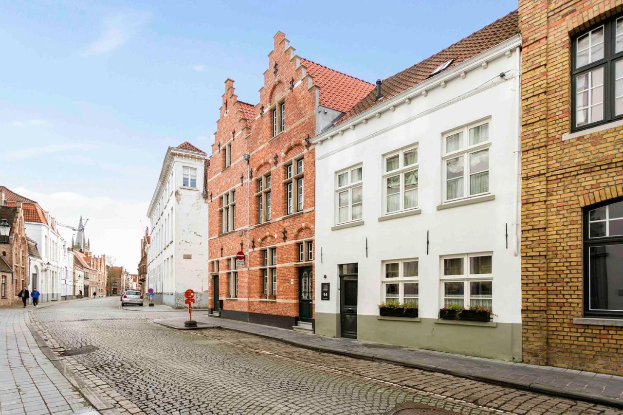 Guesthouse Groeninghe In The Centre Of Bruges Exterior photo